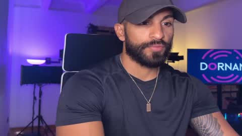 Snapshot of samdornan chatting on 12.28.24 Sam Dornan online show from 12.28.24