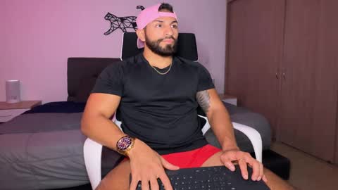 Snapshot of samdornan chatting on 02.15.25 Sam Dornan online show from 02.15.25