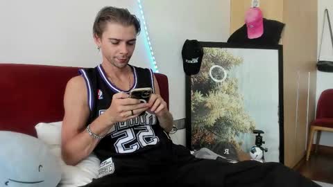 Snapshot of samgorgeous chatting on 09.10.25 Fansly - Top4fans online show from 09.10.25