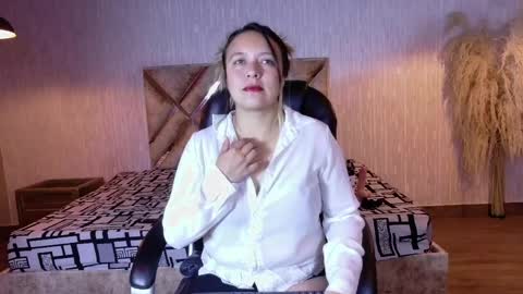 Snapshot of sami_1_8 chatting on 04.25.26 Samy online show from 04.25.26