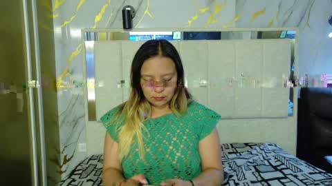 Snapshot of sami_1_8 chatting on 05.02.26 Samy online show from 05.02.26