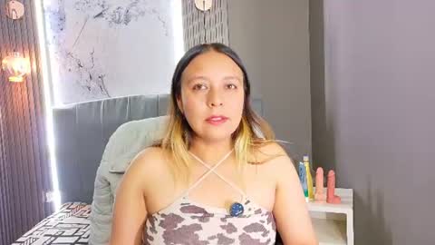 Snapshot of sami_1_8 chatting on 06.22.26 Samy online show from 06.22.26