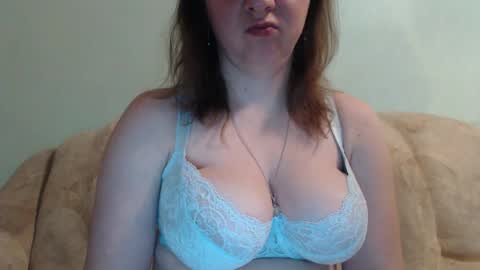 Snapshot of samiliya chatting on 02.24.25 samiliya online show from 02.24.25