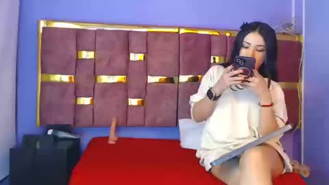 Snapshot of sammy_fox18 chatting on 10.17.25 Sammy fox18 online show from 10.17.25