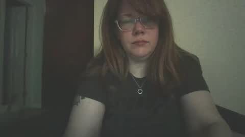 Snapshot of sammy_lyn chatting on 05.12.26 Sam online show from 05.12.26