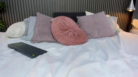 Axel online show from 03.11.26