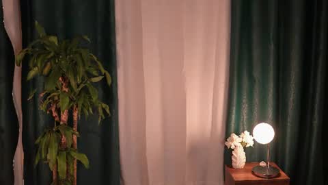 Snapshot of sammylaszlow chatting on 07.19.26 Sammy online show from 07.19.26