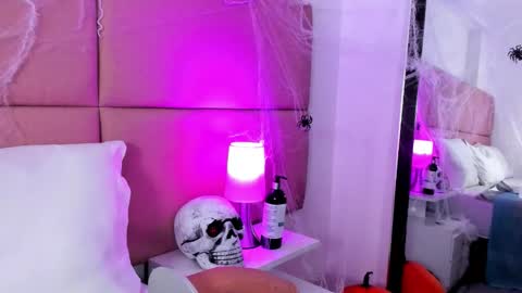 Sammy Morales online show from 10.25.25