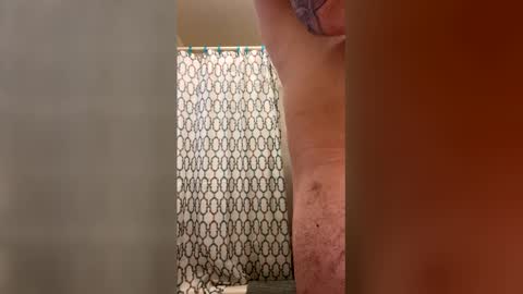 Snapshot of sammysausage2 chatting on 04.22.26 sammysausage2 online show from 04.22.26