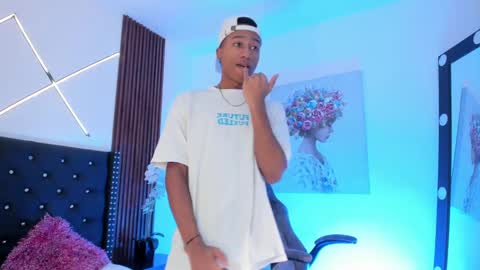 Snapshot of sammyyadams_ chatting on 09.16.25 sammyyadams_ online show from 09.16.25