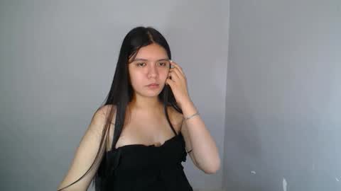 Snapshot of sampaguita_pinayxx chatting on 10.03.25 SOFIA online show from 10.03.25