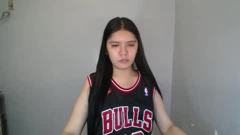 Snapshot of sampaguita_pinayxx chatting on 10.05.25 SOFIA online show from 10.05.25