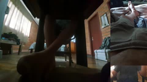 Snapshot of samsfeett chatting on 11.13.25 Sam online show from 11.13.25