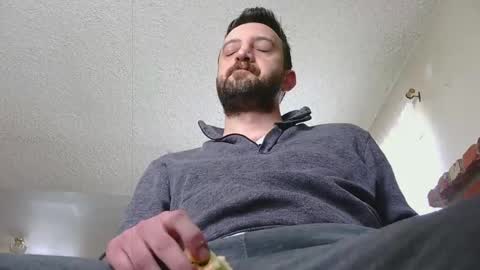 Snapshot of samthebully chatting on 02.15.26 SamTheBully online show from 02.15.26