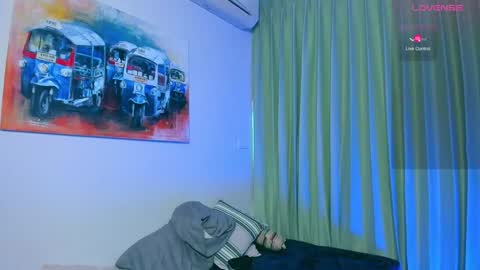 Snapshot of samuel_andrew chatting on 01.10.25 Samuel online show from 01.10.25