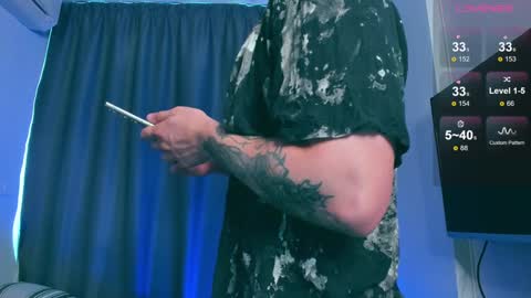 Snapshot of samuel_andrew chatting on 01.17.25 Samuel online show from 01.17.25