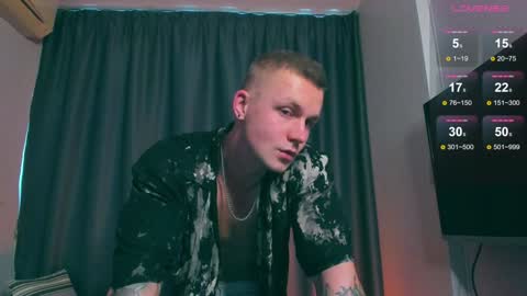 Snapshot of samuel_andrew chatting on 02.02.25 Samuel online show from 02.02.25