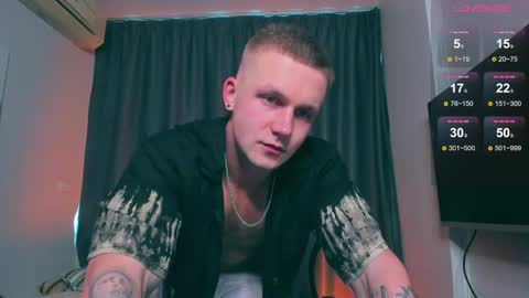 Snapshot of samuel_andrew chatting on 02.22.25 Samuel online show from 02.22.25