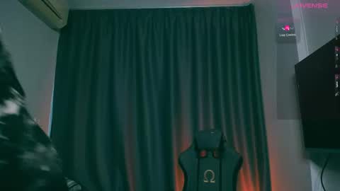 Snapshot of samuel_andrew chatting on 03.02.25 Samuel online show from 03.02.25