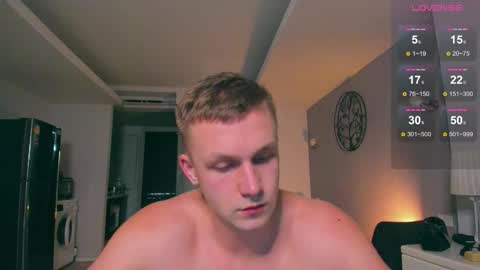 Snapshot of samuel_andrew chatting on 09.20.25 Samuel online show from 09.20.25