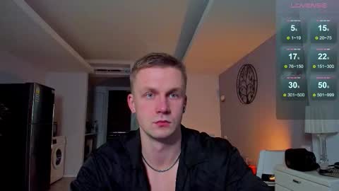 Snapshot of samuel_andrew chatting on 12.21.25 Samuel online show from 12.21.25