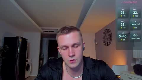 Snapshot of samuel_andrew chatting on 12.23.25 Samuel online show from 12.23.25