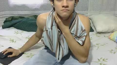 Snapshot of samuel_hills_ii chatting on 03.01.26 samuel_hills_ii online show from 03.01.26