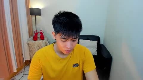 Snapshot of samuelangelo chatting on 12.15.24 Sam online show from 12.15.24