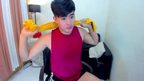 Snapshot of samuelangelo chatting on 02.06.25 Sam online show from 02.06.25