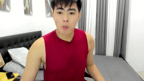 Snapshot of samuelangelo chatting on 09.14.25 Sam online show from 09.14.25