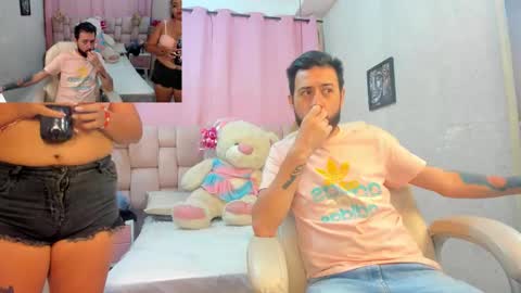 Snapshot of samy_and_aron chatting on 09.22.25 sammy and Aaron online show from 09.22.25