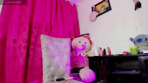Snapshot of samy_ice chatting on 05.17.26 samy_ice online show from 05.17.26