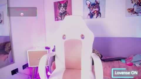 Snapshot of samy_jhomson chatting on 12.16.25 Sammy online show from 12.16.25