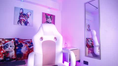 Snapshot of samy_jhomson chatting on 12.22.25 Sammy online show from 12.22.25