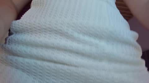 Snapshot of samy_one chatting on 12.26.24 Samy online show from 12.26.24