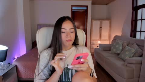 Snapshot of samy_one chatting on 02.03.25 Samy online show from 02.03.25