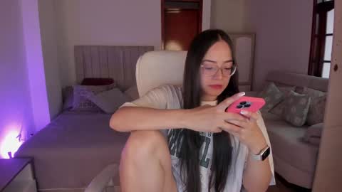 Snapshot of samy_one chatting on 02.18.25 Samy online show from 02.18.25