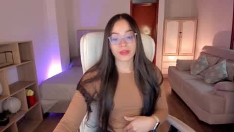 Snapshot of samy_one chatting on 03.09.25 Samy online show from 03.09.25