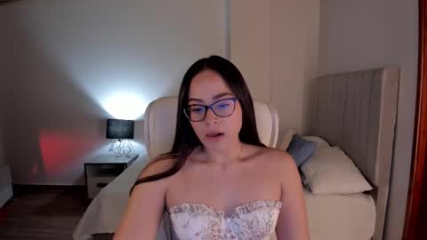 Snapshot of samy_one chatting on 09.20.25 Samy online show from 09.20.25