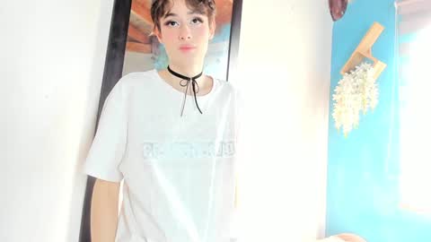 Snapshot of san_love_kh chatting on 12.11.24 online show from 12.11.24