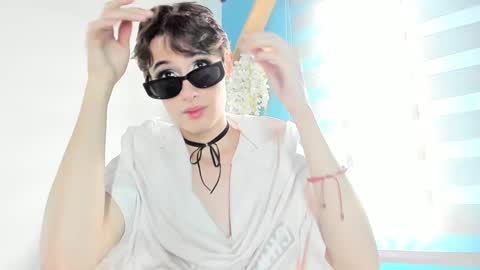 Snapshot of san_love_kh chatting on 12.11.24 online show from 12.11.24