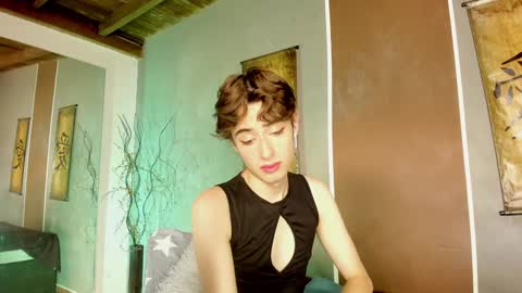 Snapshot of san_love_kh chatting on 02.03.25 online show from 02.03.25