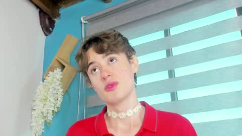 Snapshot of san_love_kh chatting on 02.05.25 online show from 02.05.25