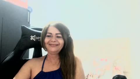 Snapshot of sanddi_milff chatting on 05.22.26 Sanddi online show from 05.22.26