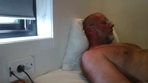 sandnesrune523 online show from 09.15.25