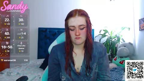 Snapshot of sandprinss chatting on 10.13.25 Sandy Prinss online show from 10.13.25