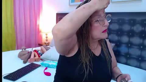 Snapshot of sandra_20_ chatting on 04.08.26 SANDRA online show from 04.08.26