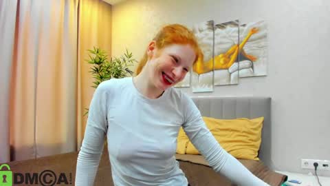 Snapshot of sandra__wilson chatting on 04.28.26 Sandra online show from 04.28.26