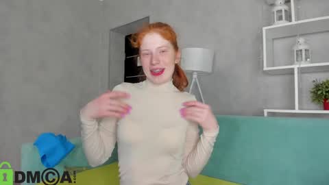 Snapshot of sandra__wilson chatting on 05.05.26 Sandra online show from 05.05.26