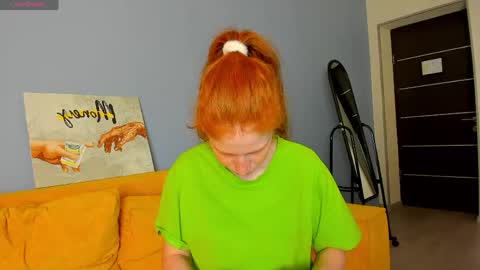 Snapshot of sandra__wilson chatting on 05.14.26 Sandra online show from 05.14.26